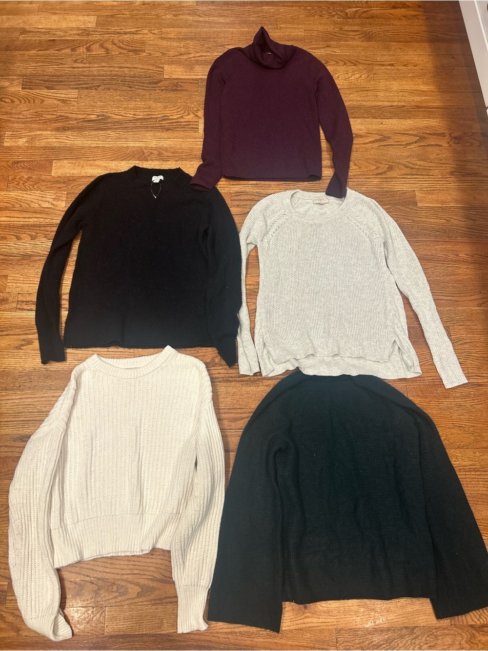 Women’s sweaters bundle size xs
